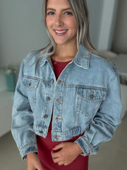 LIGHT DENIM CROP DENIM JACKET