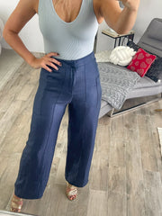 NAVY HIGH WAISTED SATIN LONG PANTS