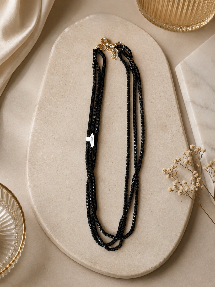 BLACK LAYERED NECKLACE