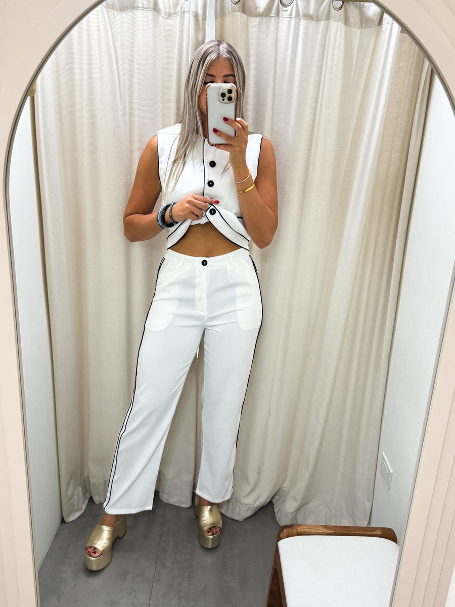 WHITE/BLACK CONTRAST VEST & PANTS SET