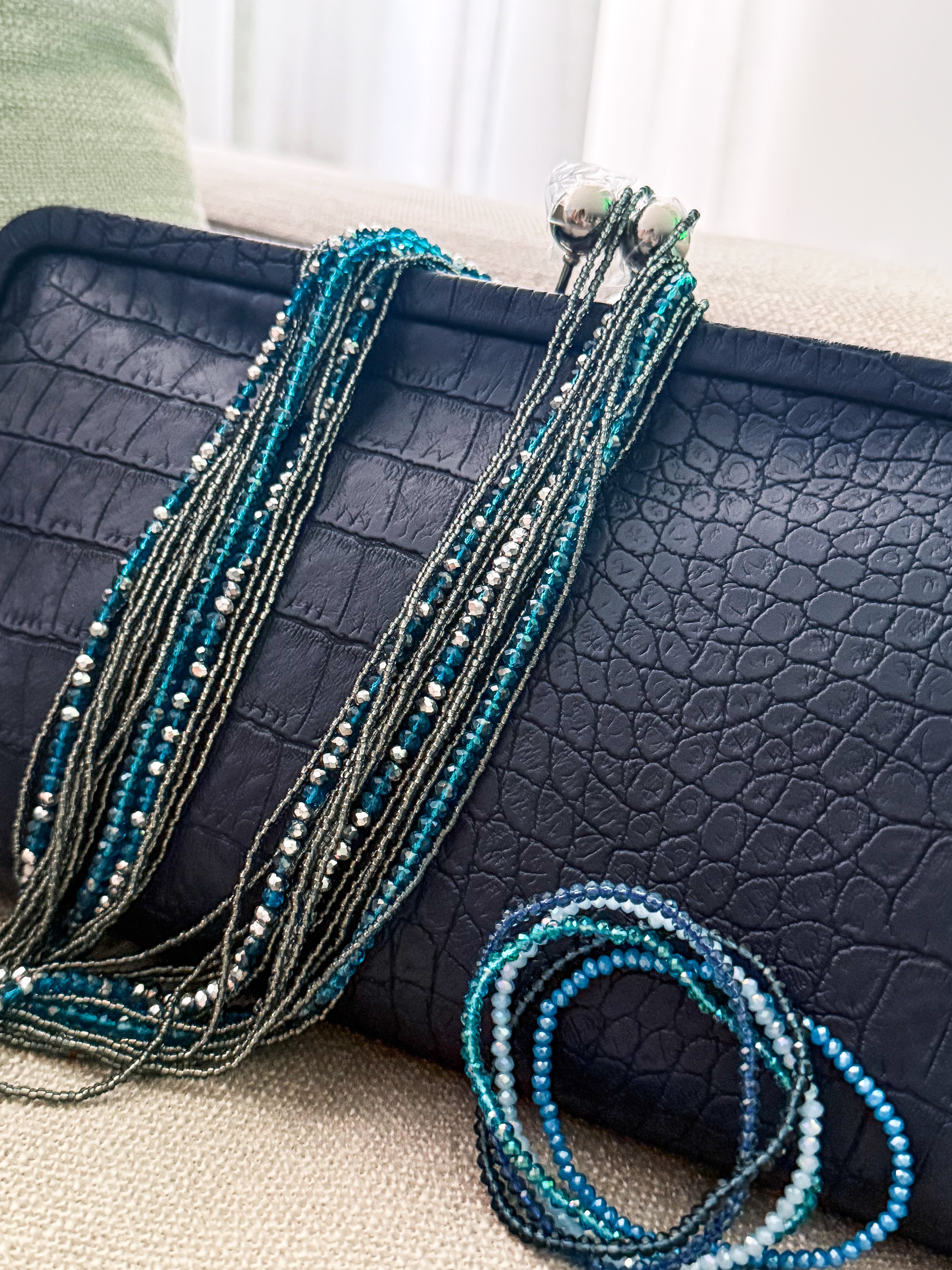 DENIM SHADES CRYSTAL NECKLACE