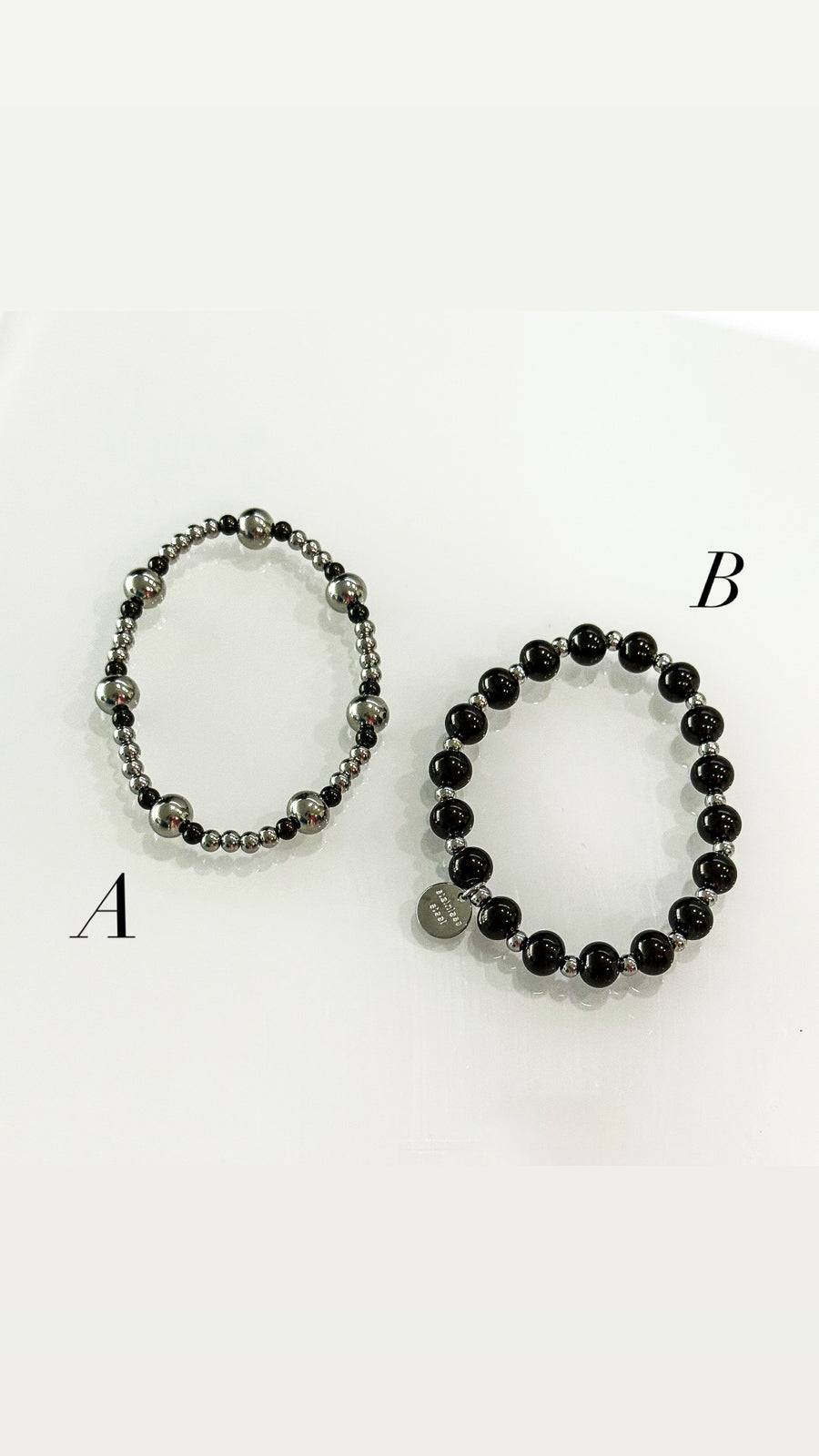 BLACK/SILVER ELASTIC BALL BRACELET