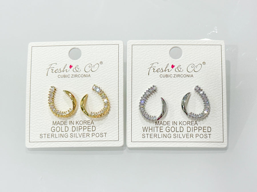 PAVE CURVE EARRINGS