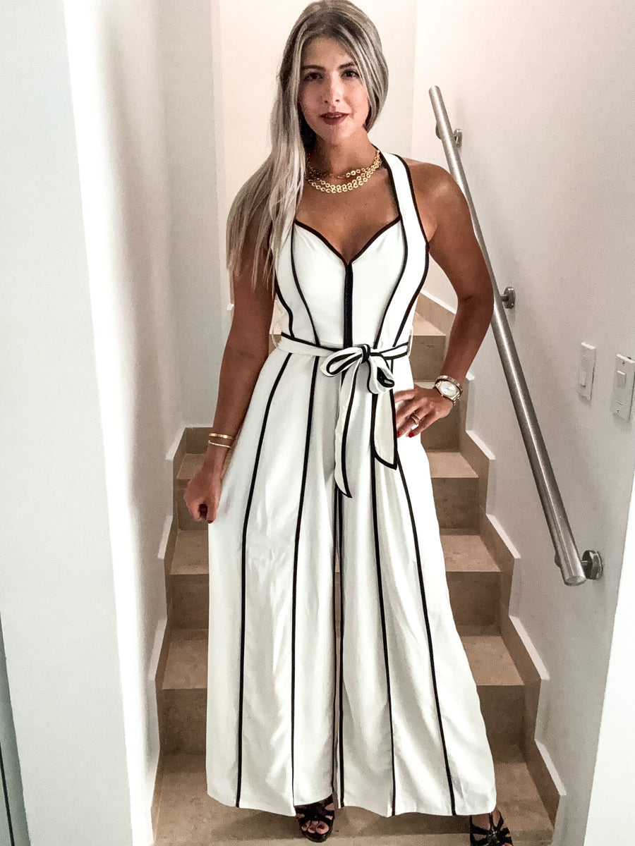 WHITE/BLACK HALTER JUMPSUIT
