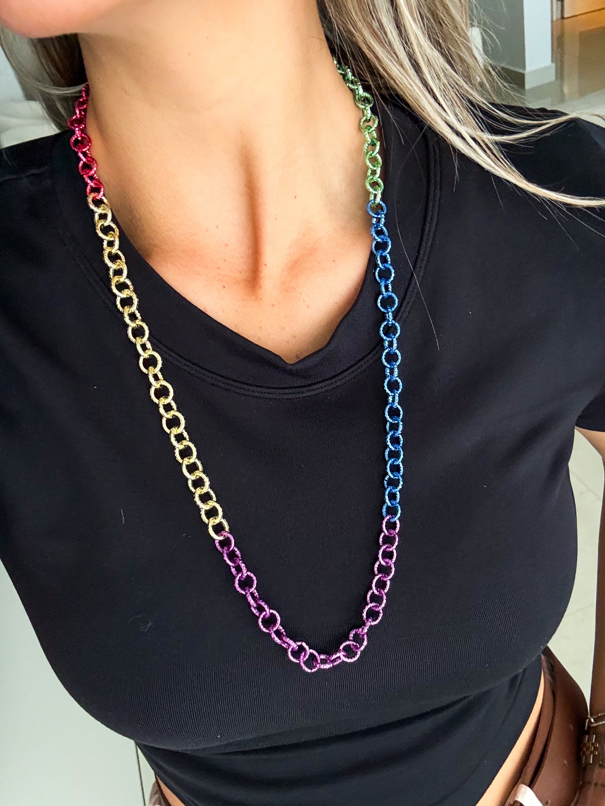 MULTICOLOR ALUMINUM NECKLACE