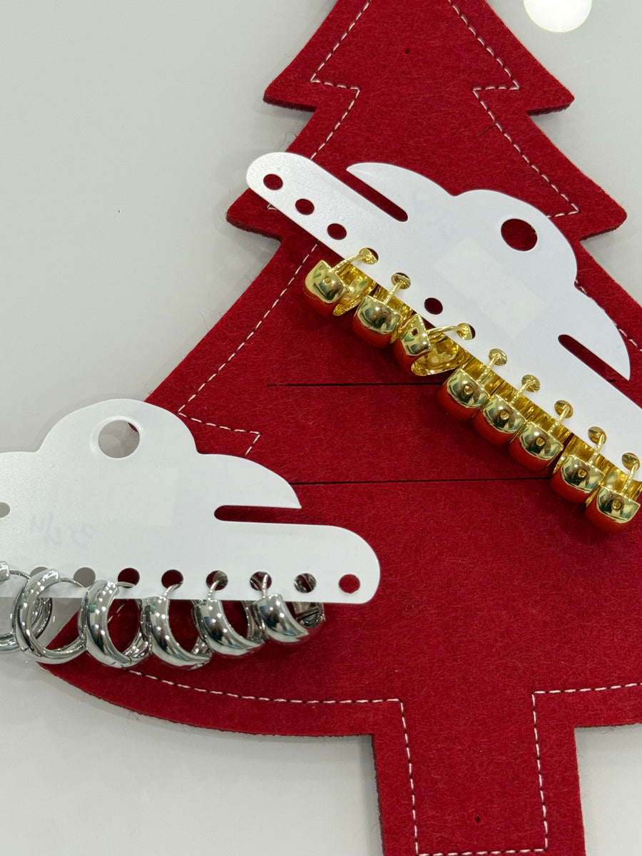 GLOSSY CLASSIC HUGGIES EARRINGS