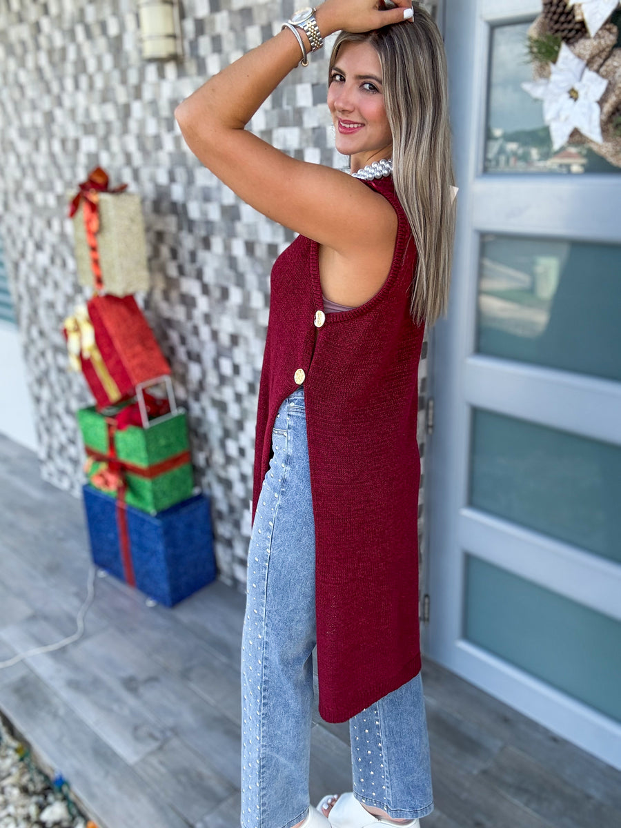 WINE SIDE BUTTON OPEN SWEATER TOP