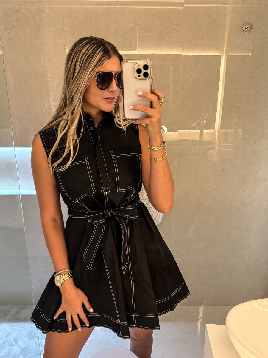 BLACK STITCHING SLEVEELESS DRESS