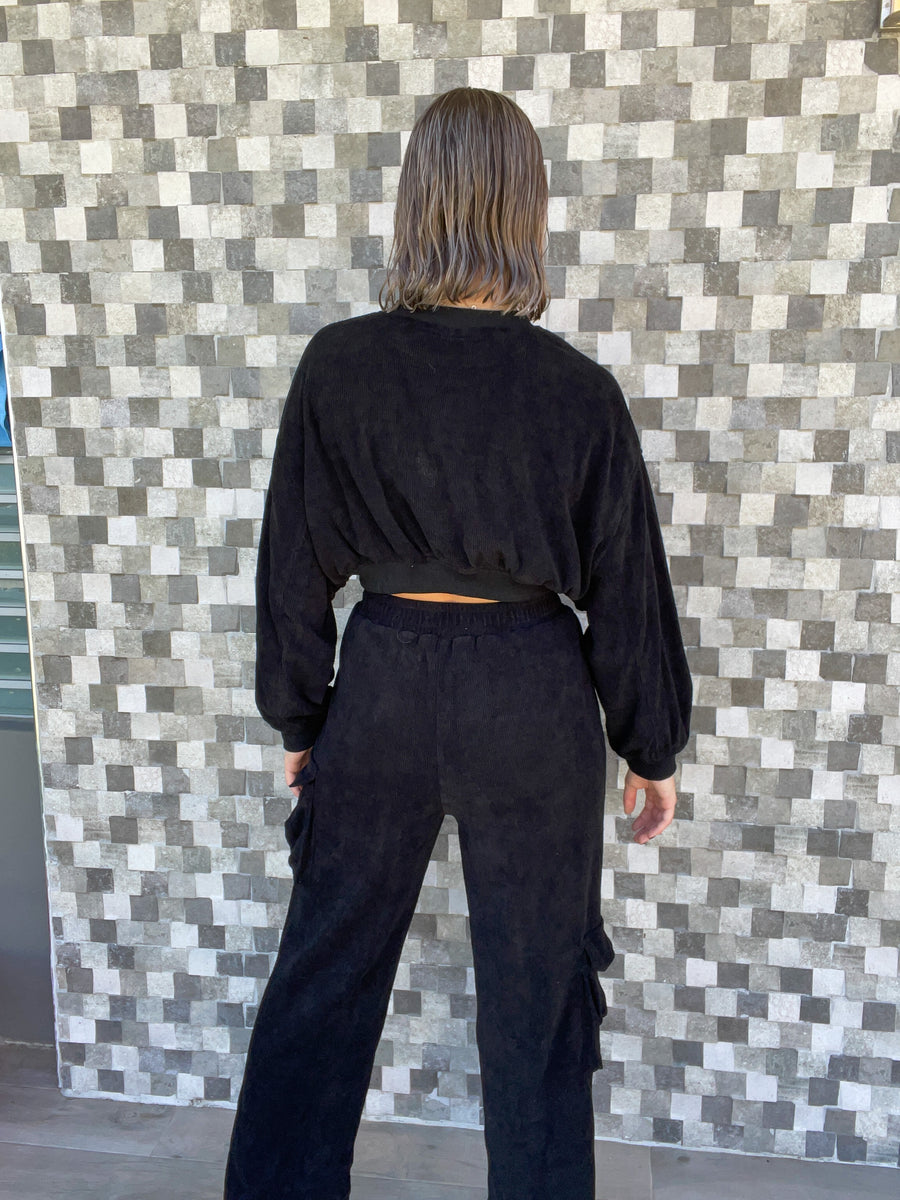 BLACK CORDUROY CROP BLOUSE
