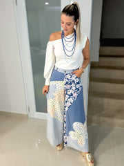 DENIM FLOWER PATCH WIDE LEG PANTS