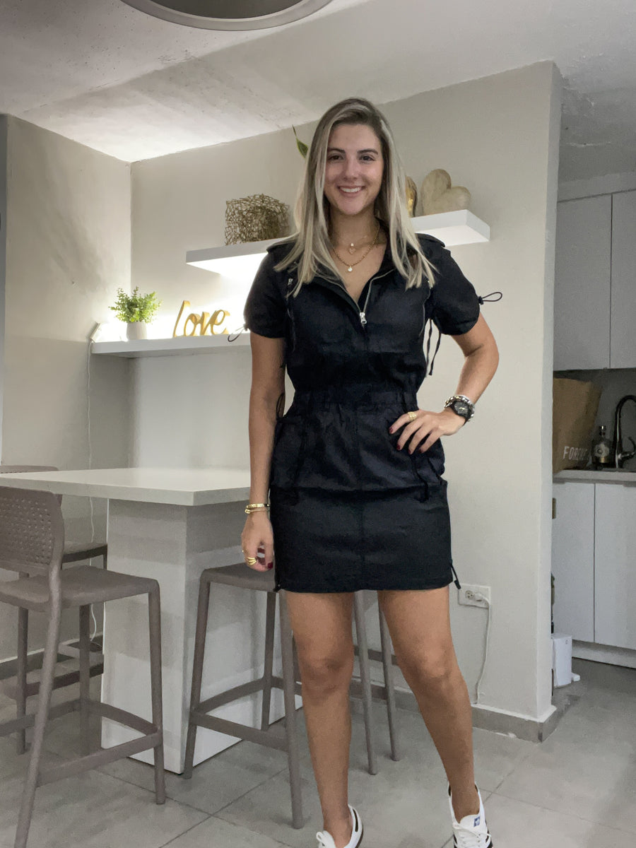 BLACK STRETCHY DRESS
