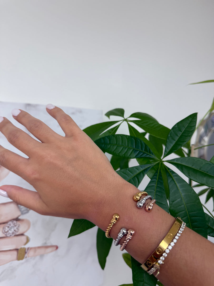 TRICOLOR BANGLE SET