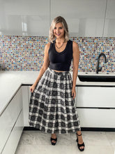 Load image into Gallery viewer, BLACK PLAID TEXTURED PALAZZOS
