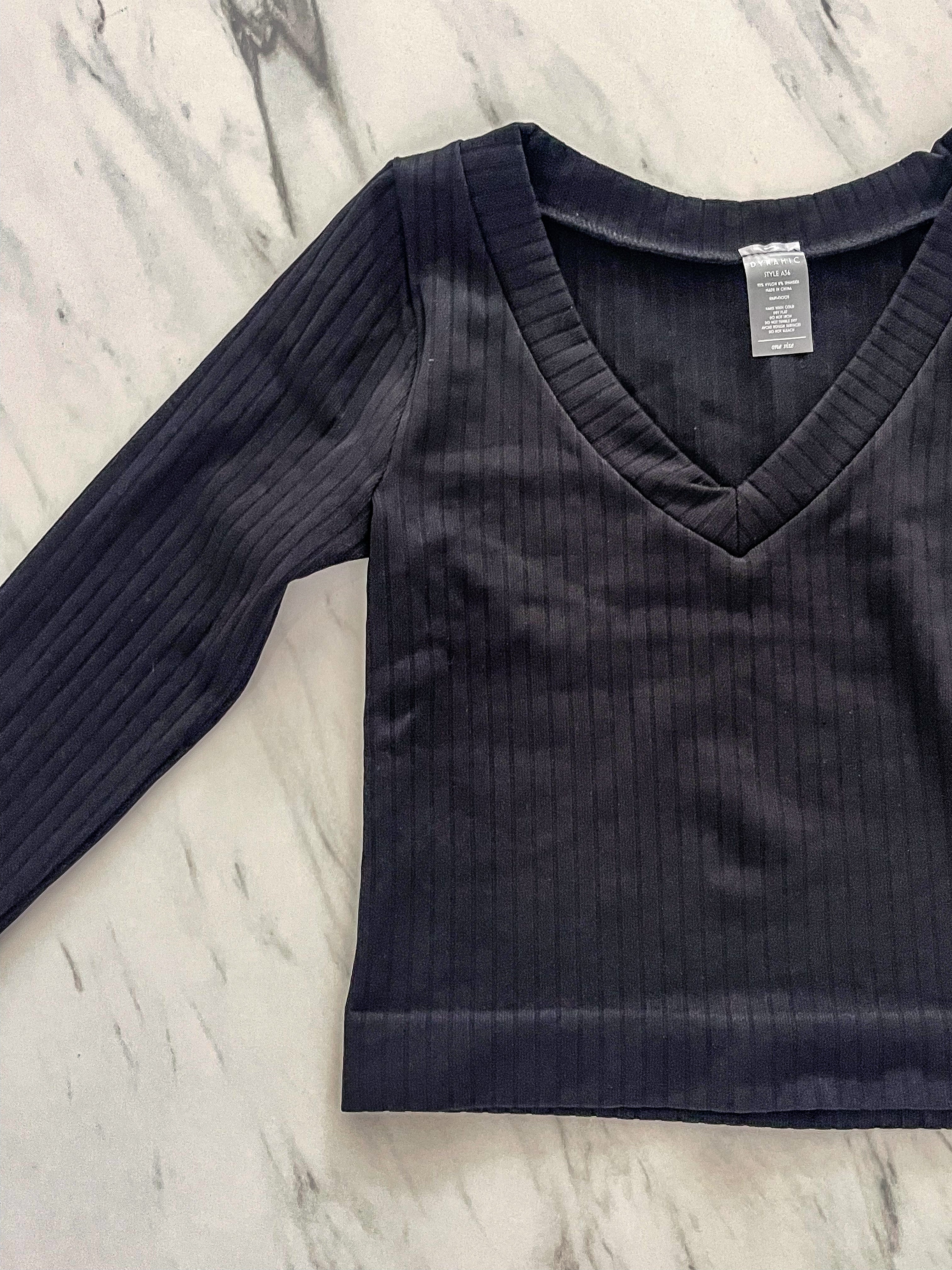 BLACK LONG SLEEVE RIBBED CROP TOP