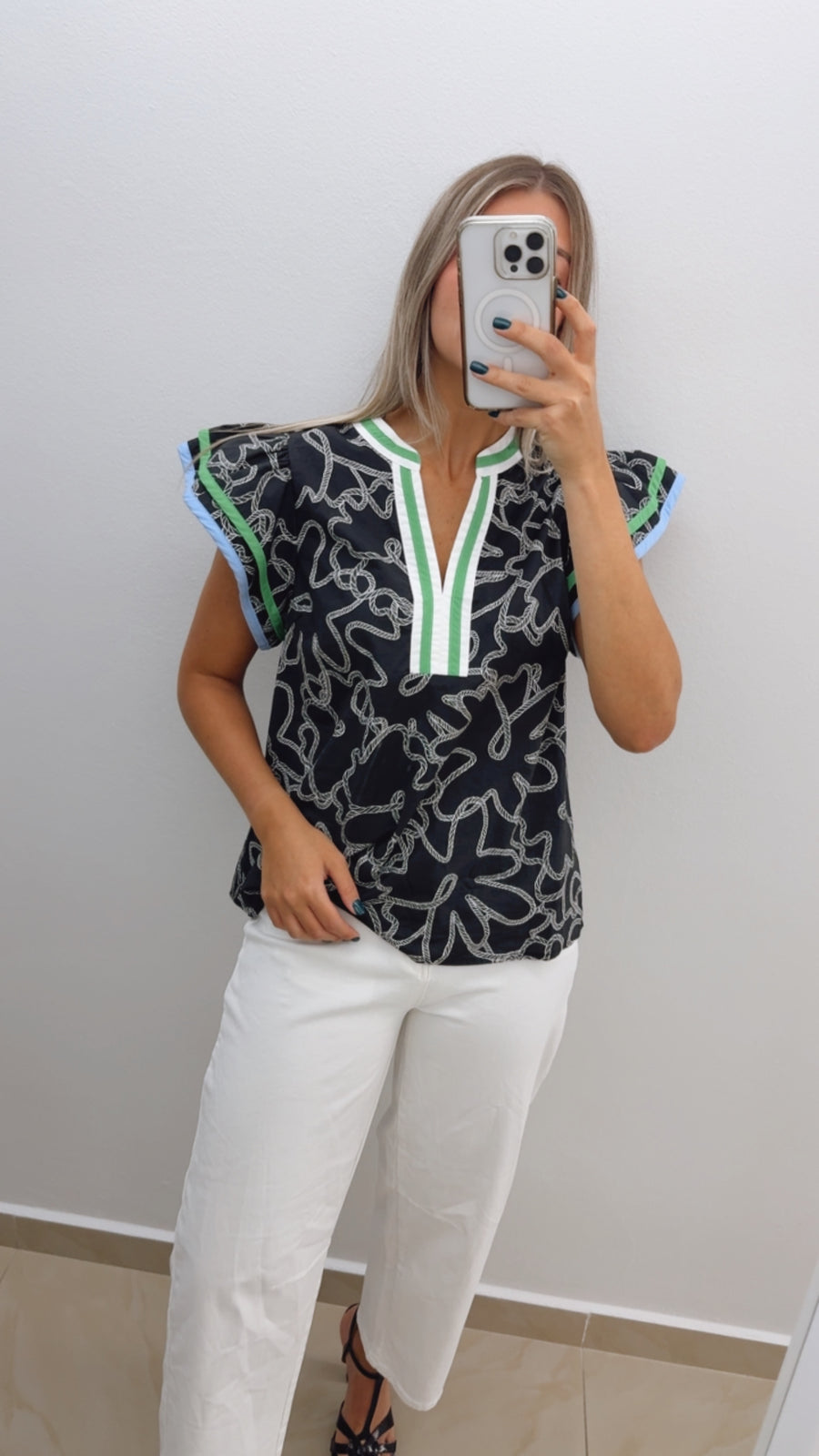 BLACK PRINTED RUFFLE SLEEVES BLOUSE