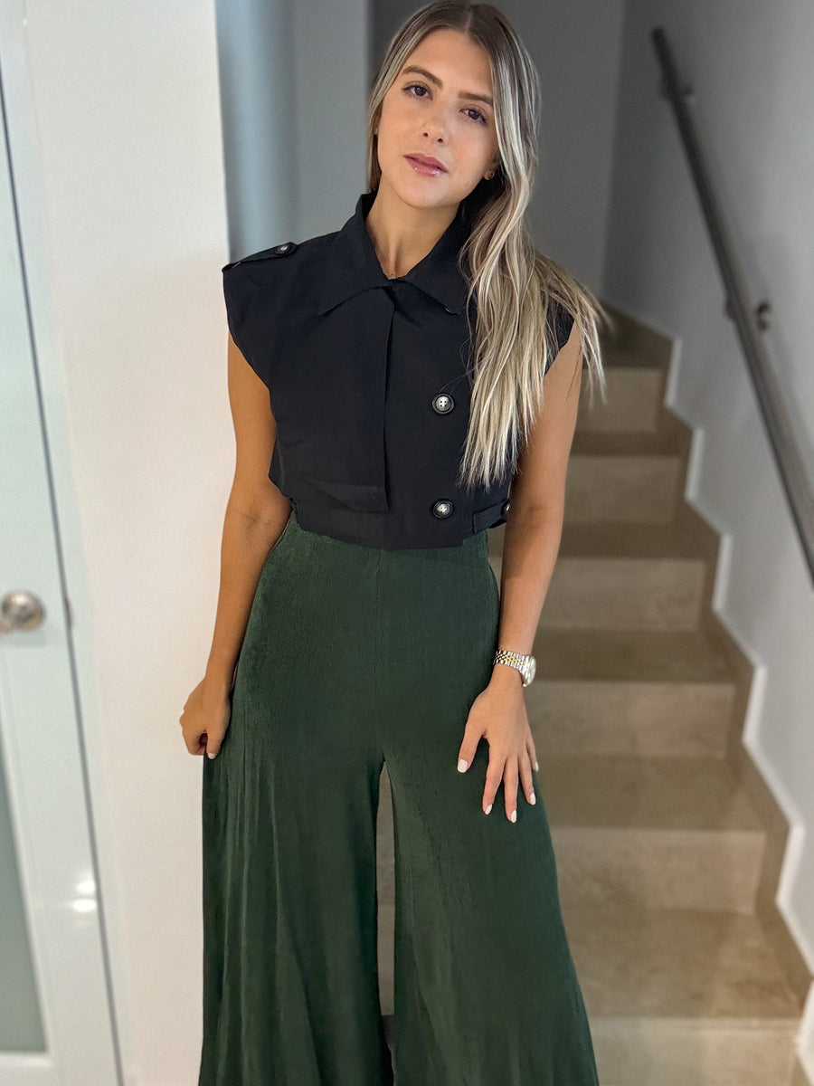 BLACK CROP BUTTONED JACKET