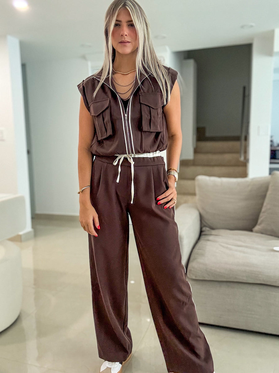 CHOCOLATE MOCK NECK ZIPPER CROP JACKET
