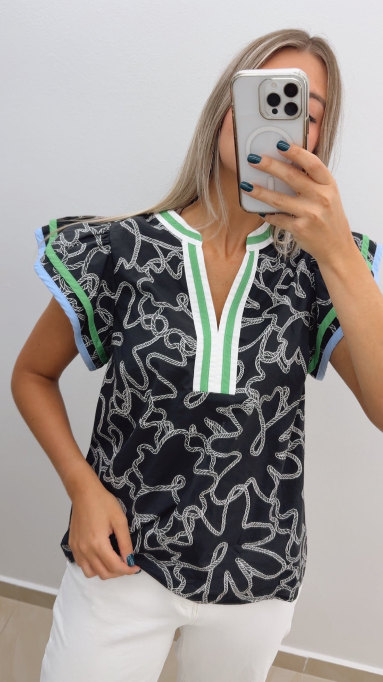 BLACK PRINTED RUFFLE SLEEVES BLOUSE