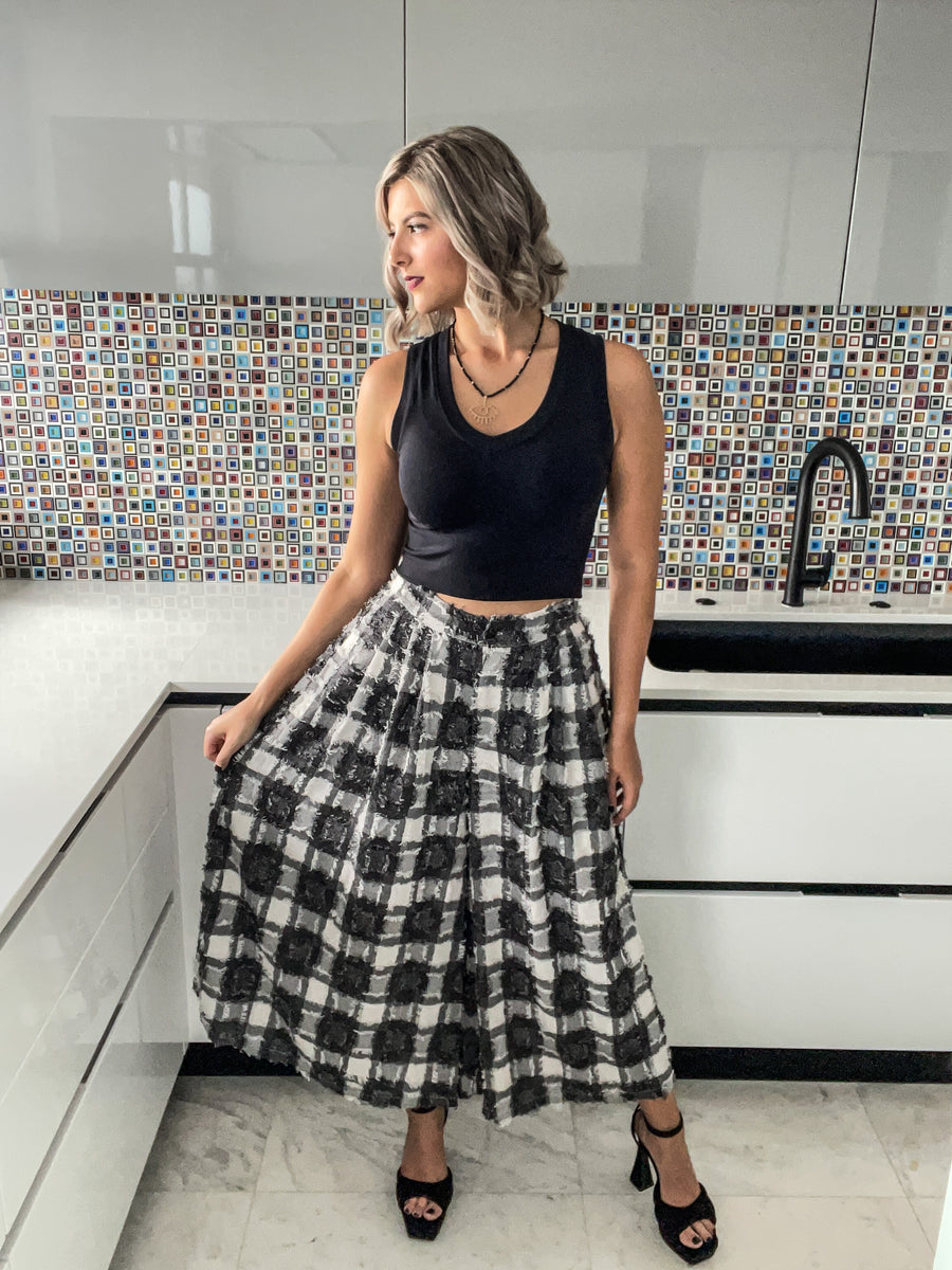 BLACK PLAID TEXTURED PALAZZOS