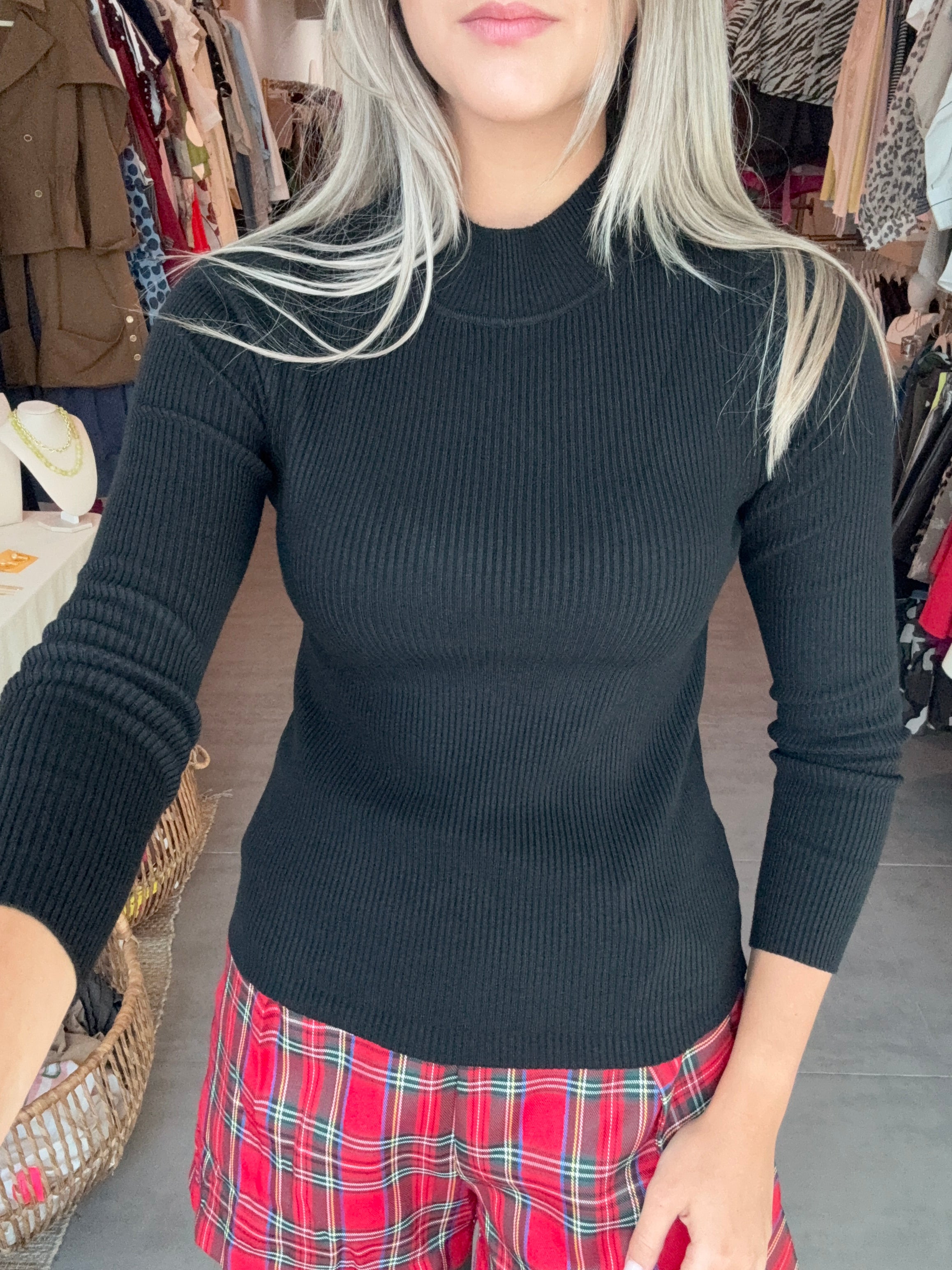 MOCK NECK LONG SLEEVE KNIT SWEATER