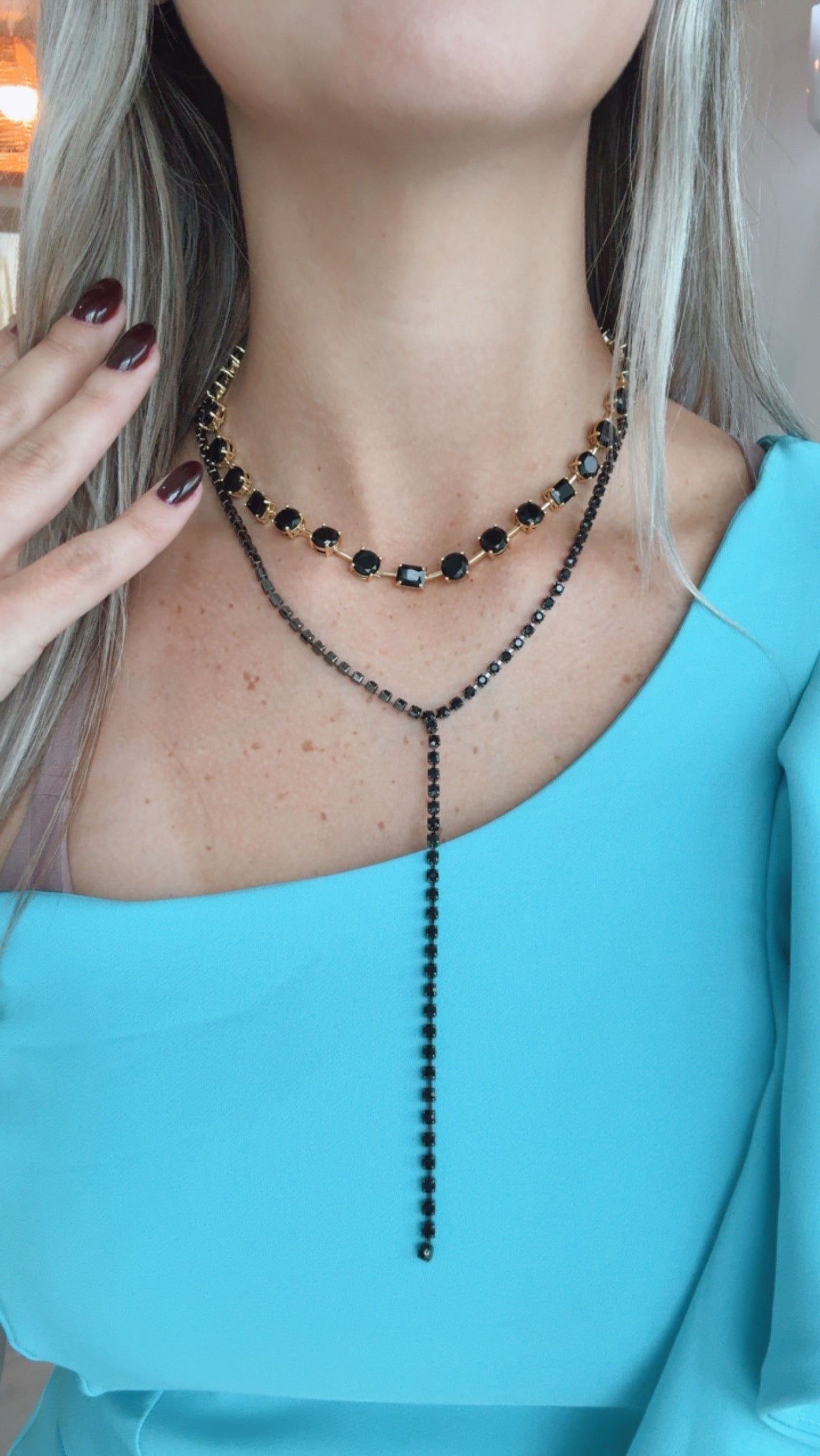 GEOMETRIC BLACK/GOLD NECKLACE