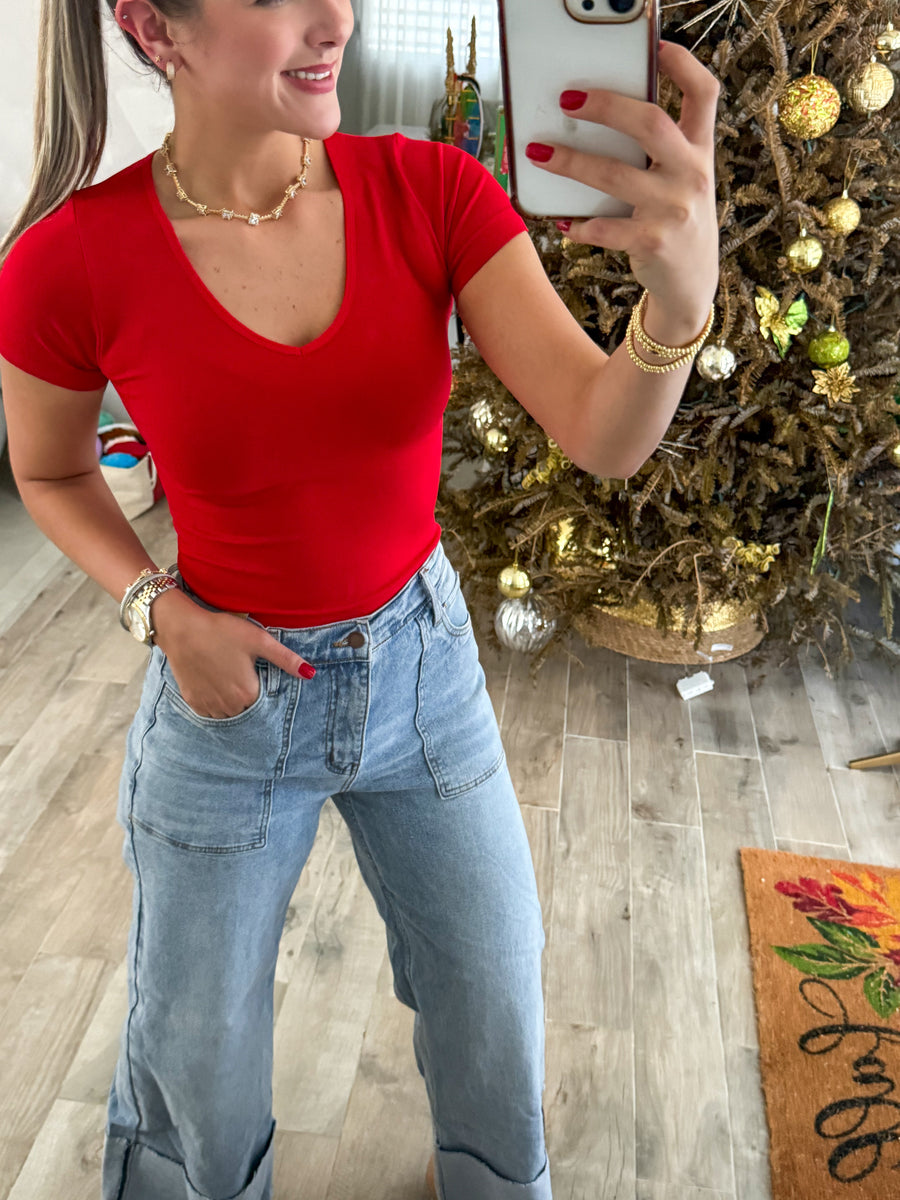 SHORT SLEEVES V-NECK BASIC TOP