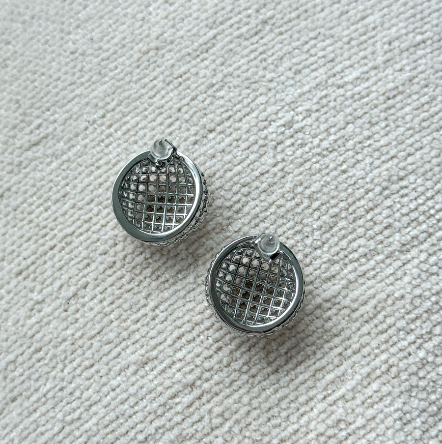 SILVER BEADED CIRCLE STUD EARRINGS