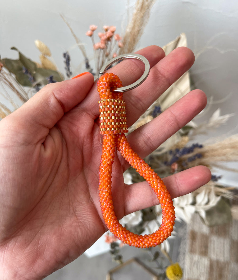 ORANGE KEYCHAIN