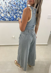 DENIM PINSTRIPED FLOWER DETAIL PANTS