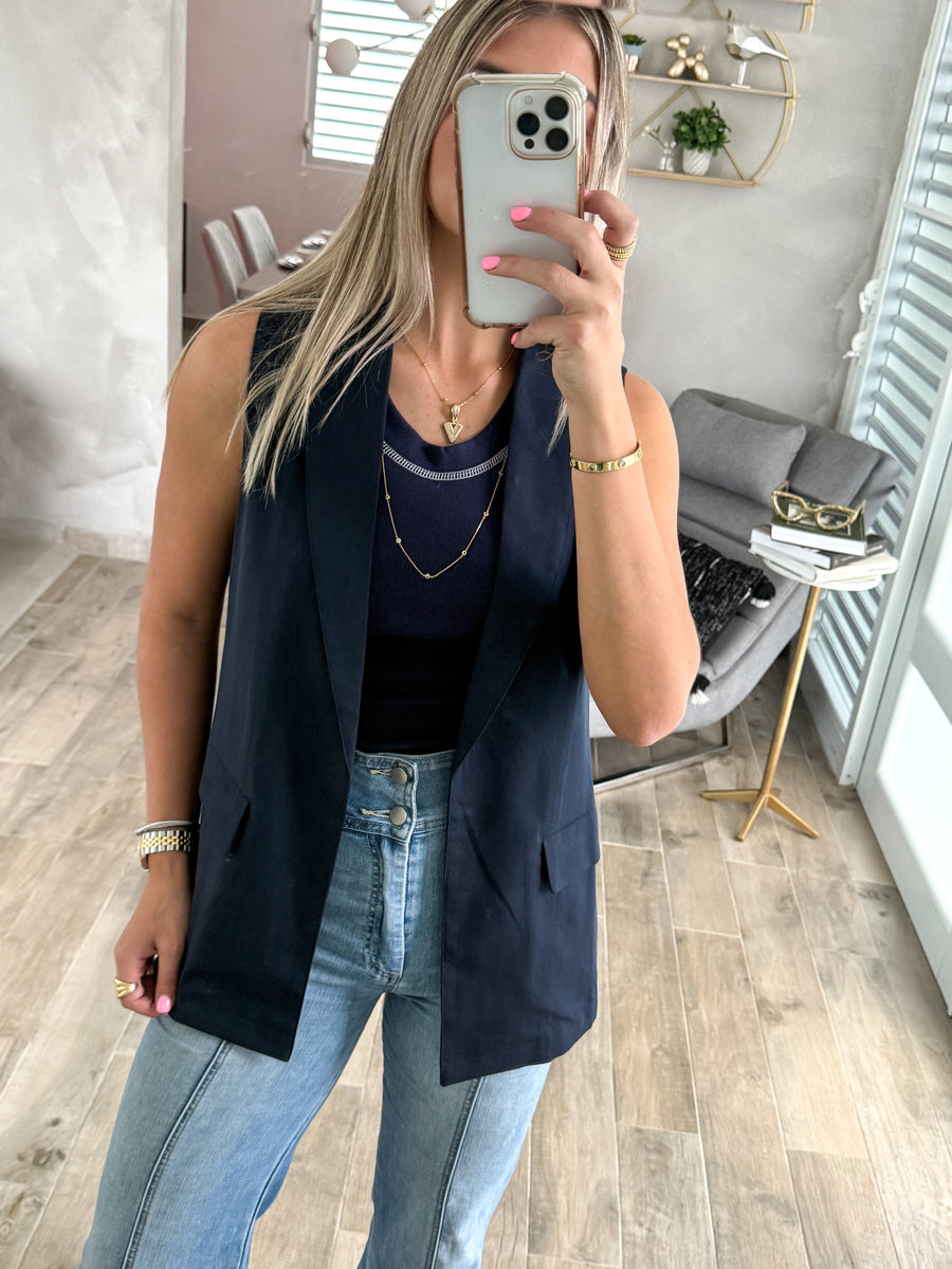 NAVY SLEEVELESS VEST BLAZER