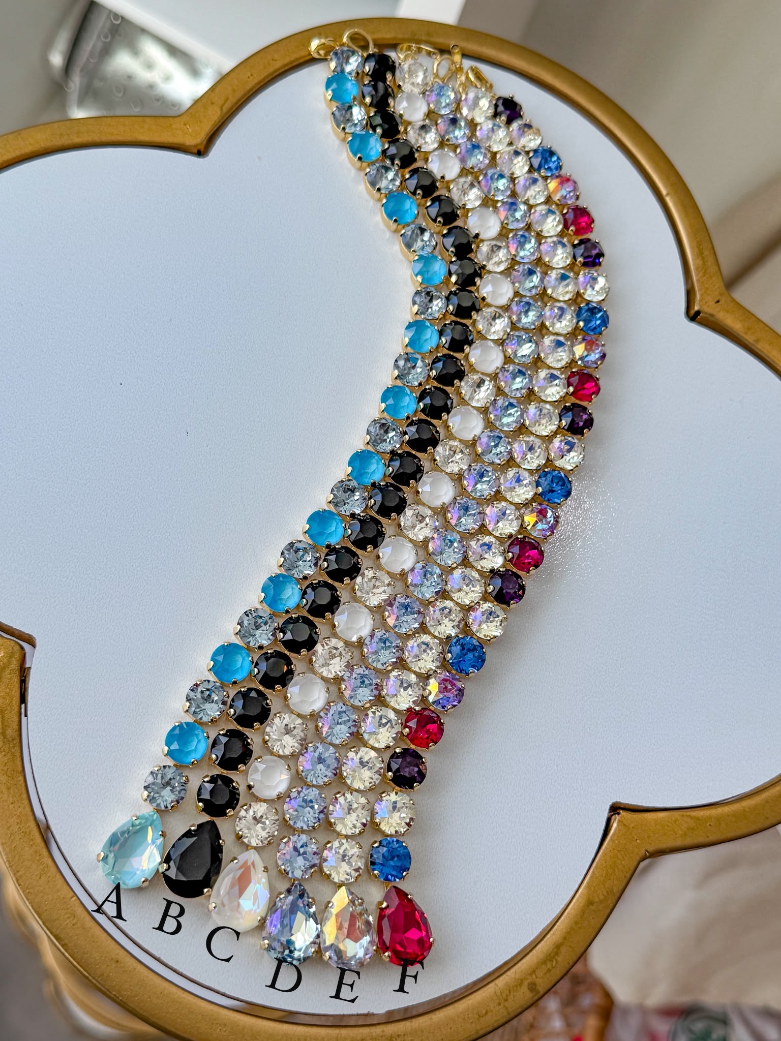 LARIAT STYLE PENDANT