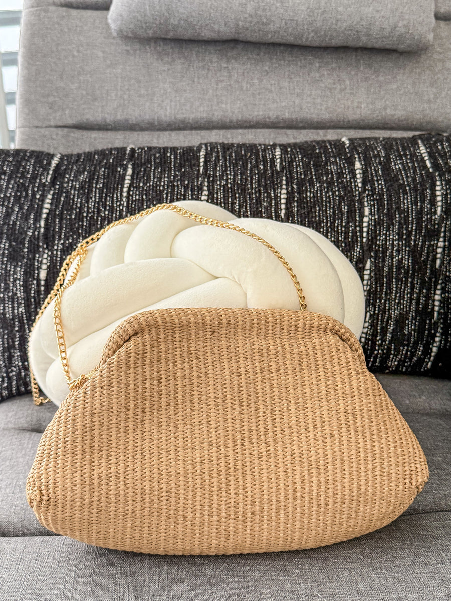 *PRE-ORDER* KHAKI FAUX STRAW CLUTCH BAG