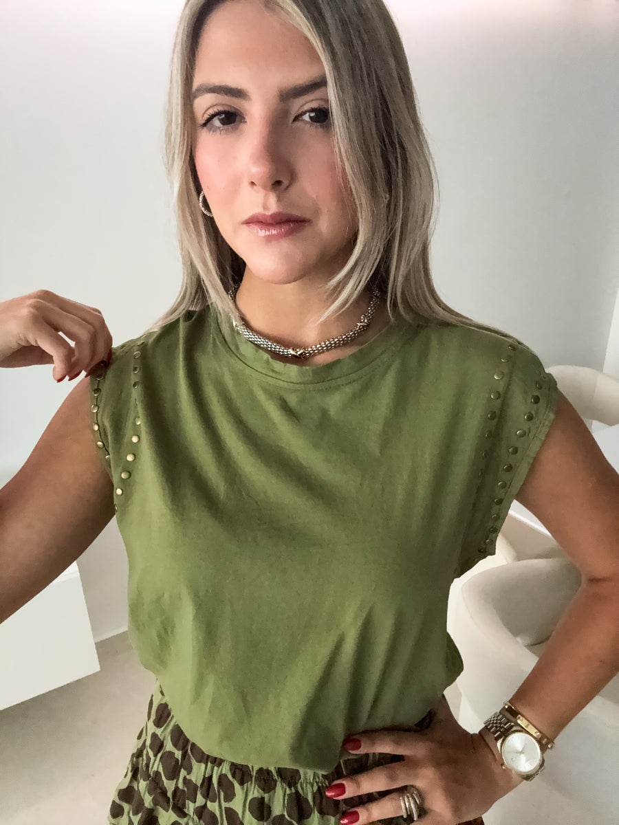 STUDDED TEE
