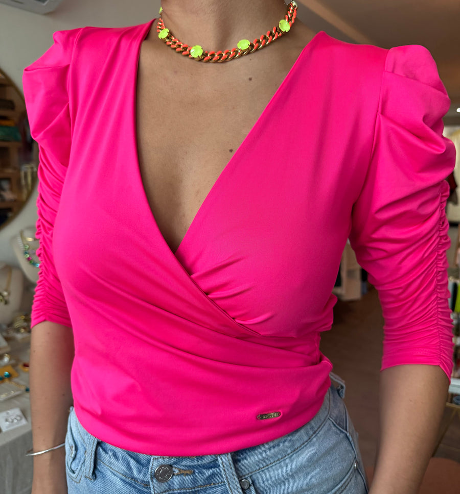 STRECHY V-NECK CROP