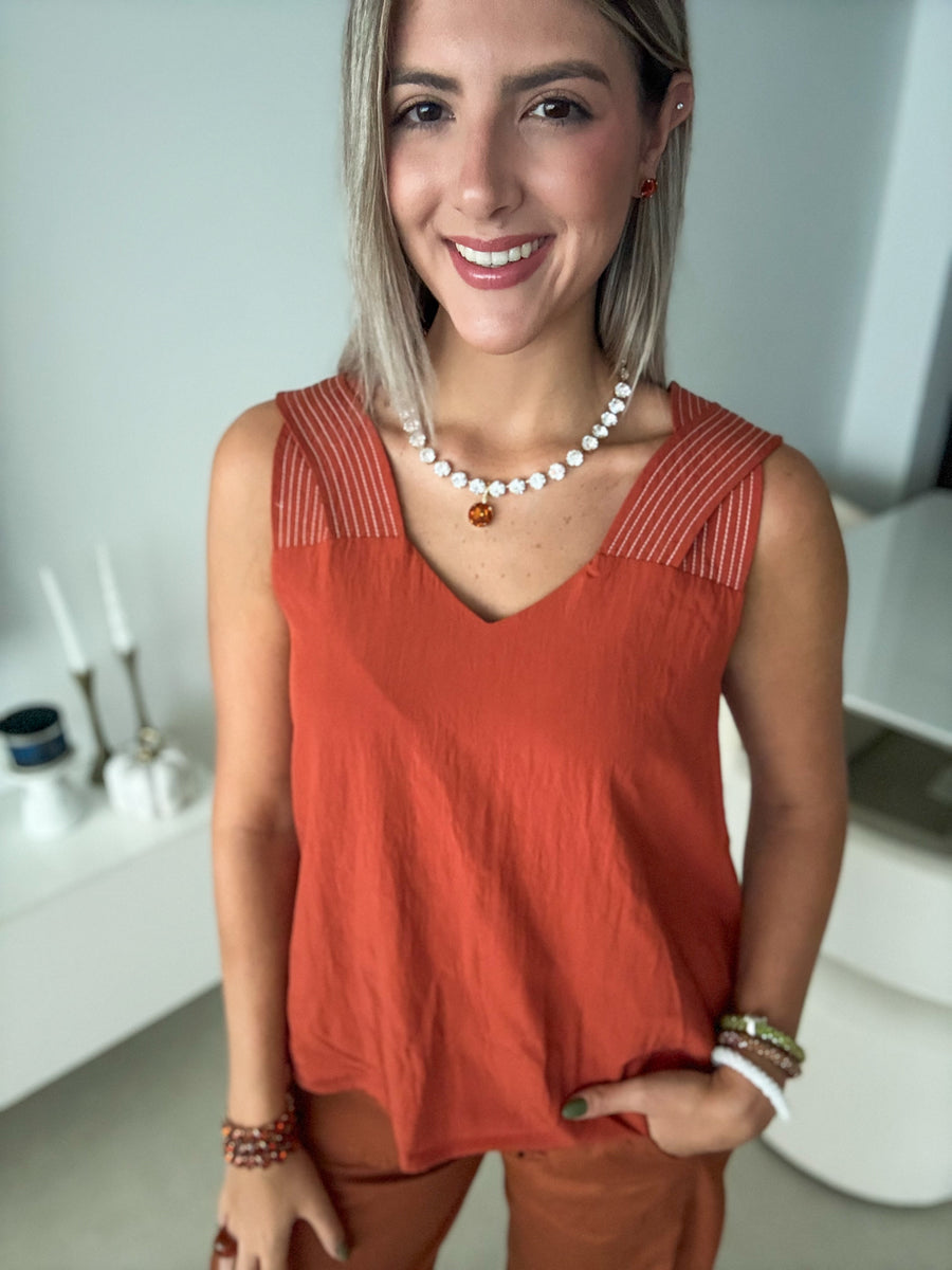 BRICK STITCH DETAIL SLEEVELESS TOP