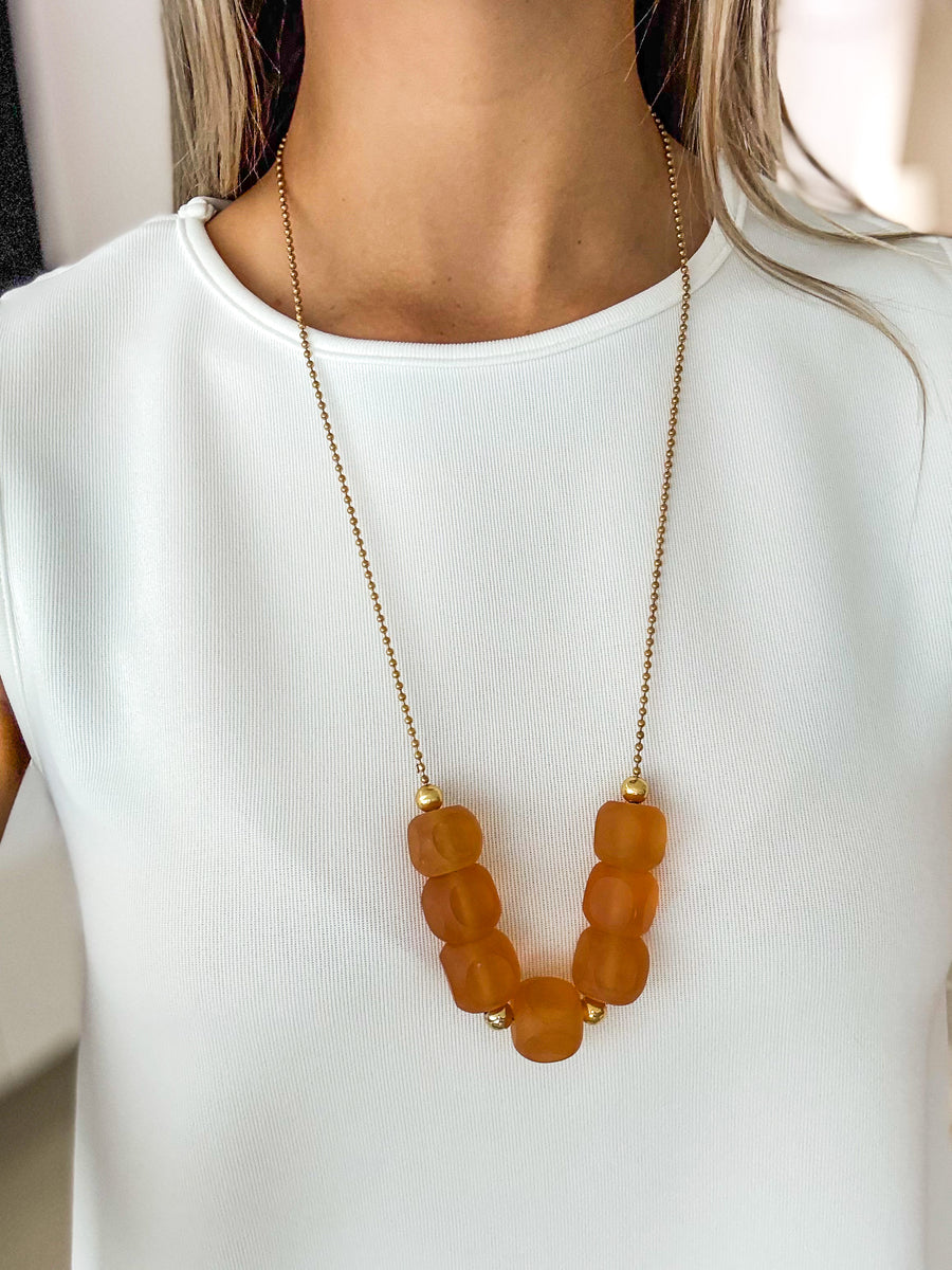 RESIN NECKLACE