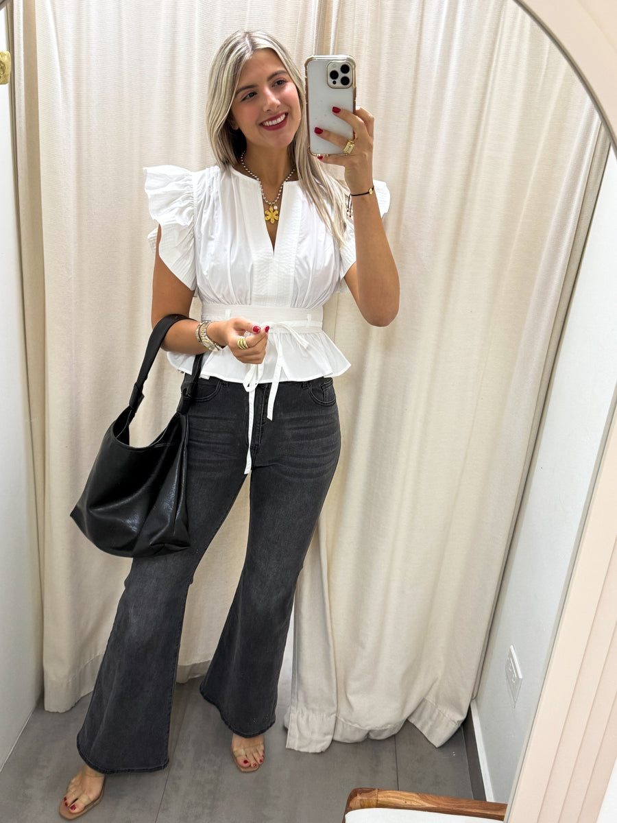 IVORY RUFFLE SLEEVES BLOUSE