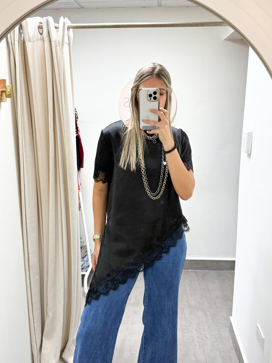 ONE SIZE SATIN LACE SHORT SLEEVE TOPS