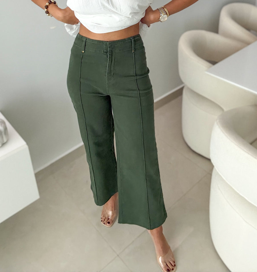 GREEN DENIM STRETCHY PANTS