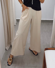 STRETCHY KHAKI PANTS