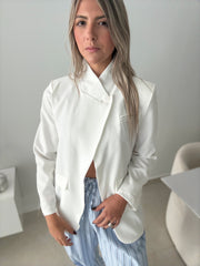 WHITE BLAZER