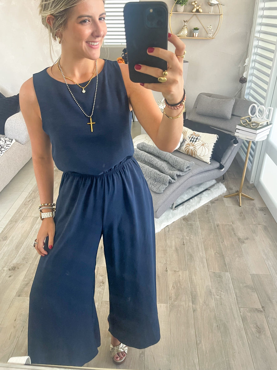 NAVY SLEEVELESS JUMPSUIT