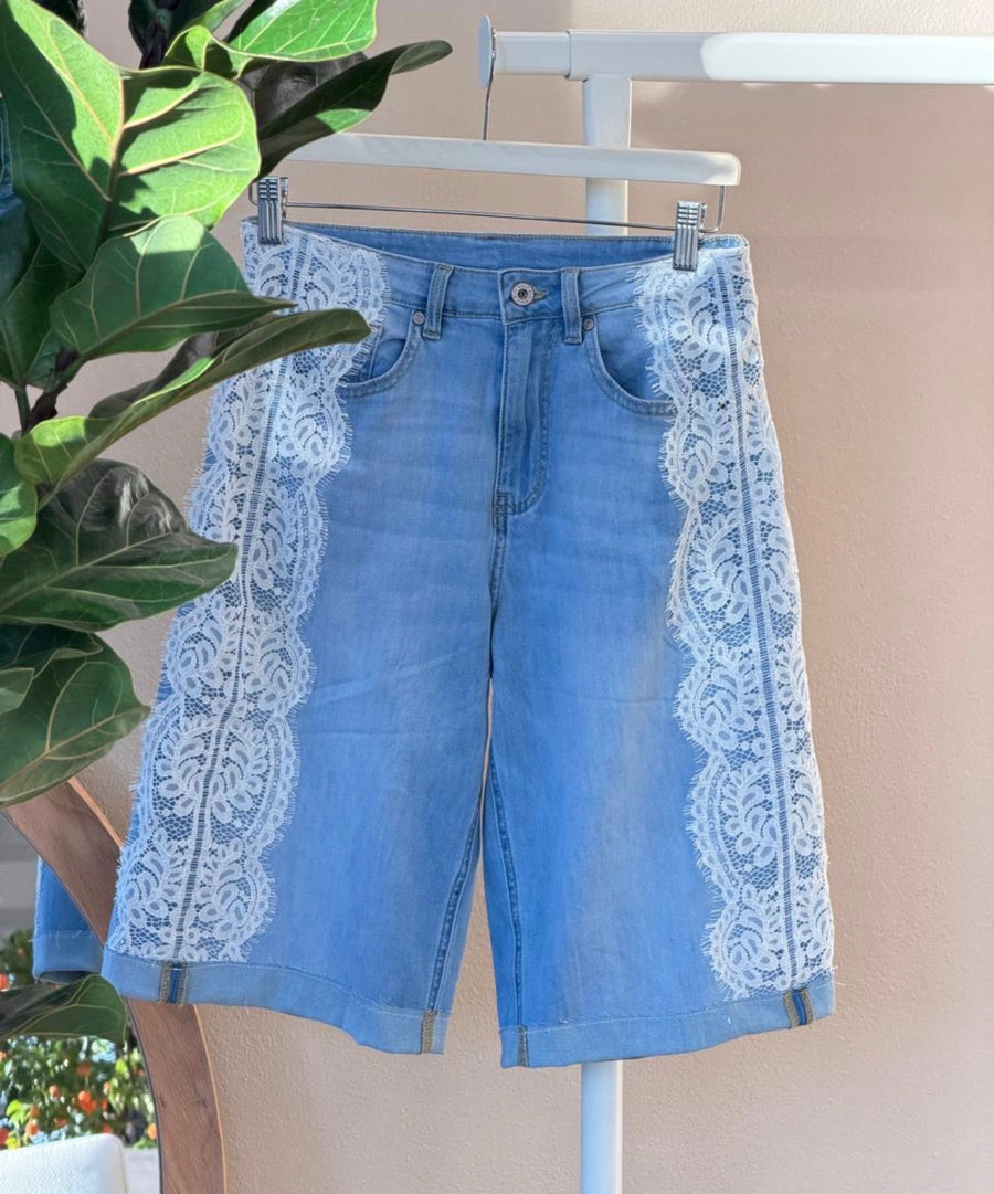 LACE DETAILED JORTS