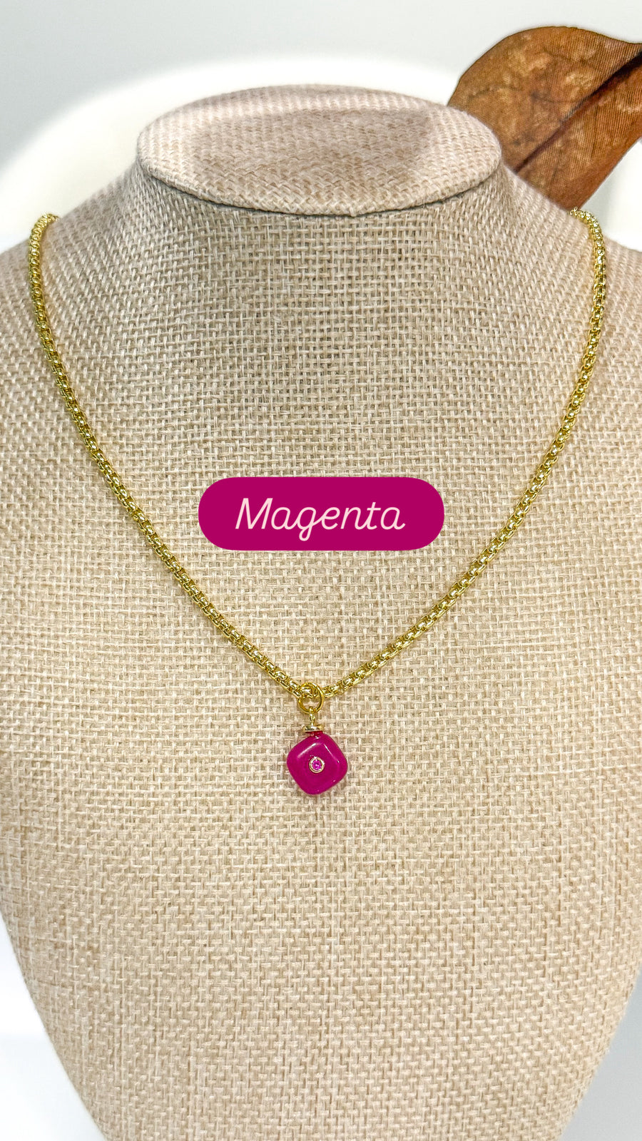SEMIPRECIOUS DELICATE NECKLACES