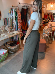 OLIVE PANTS
