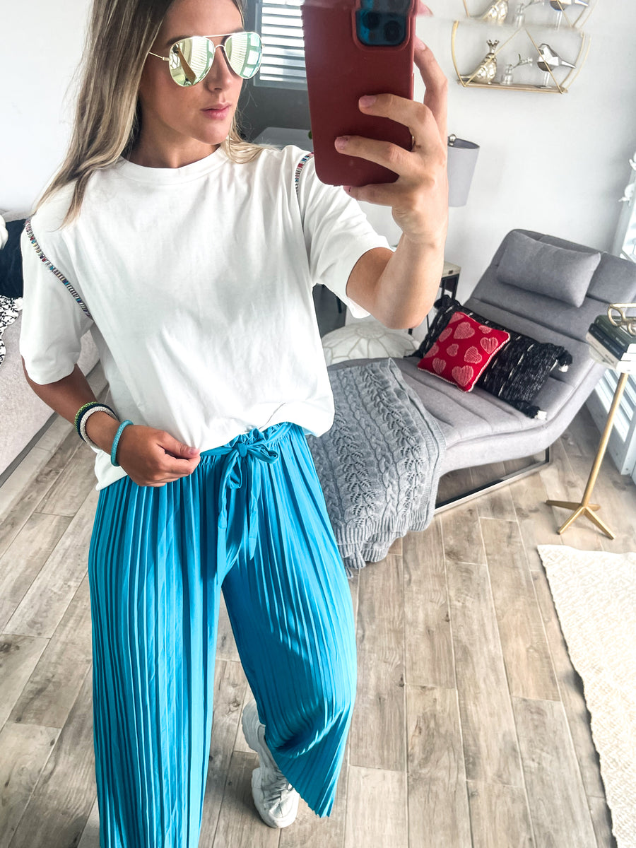 WHITE MULTICOLOR RHINESTONE TSHIRT