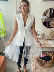 WHITE ELEGANT TULLE DETAIL VEST