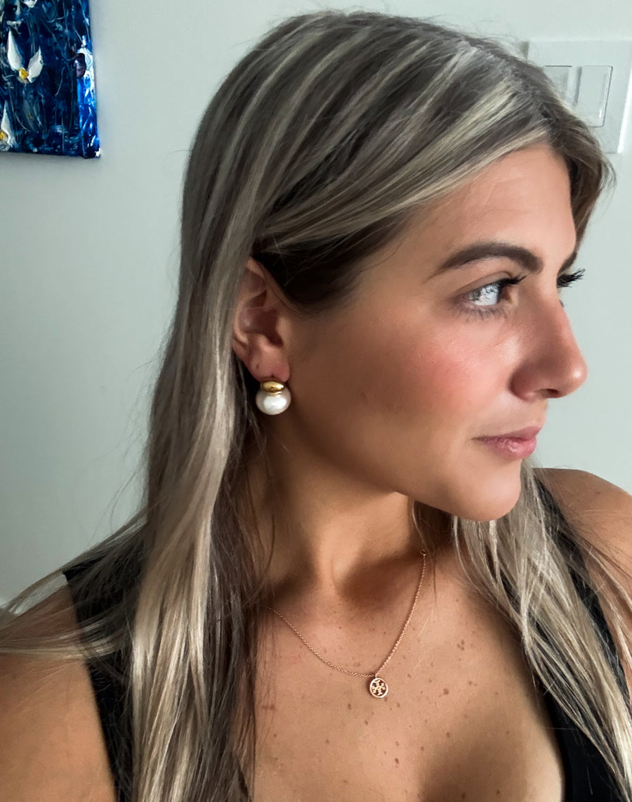 PEARL/GOLD STUD EARRINGS