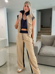 LATTE/BLACK MOCK NECK ZIPPER CROP JACKET