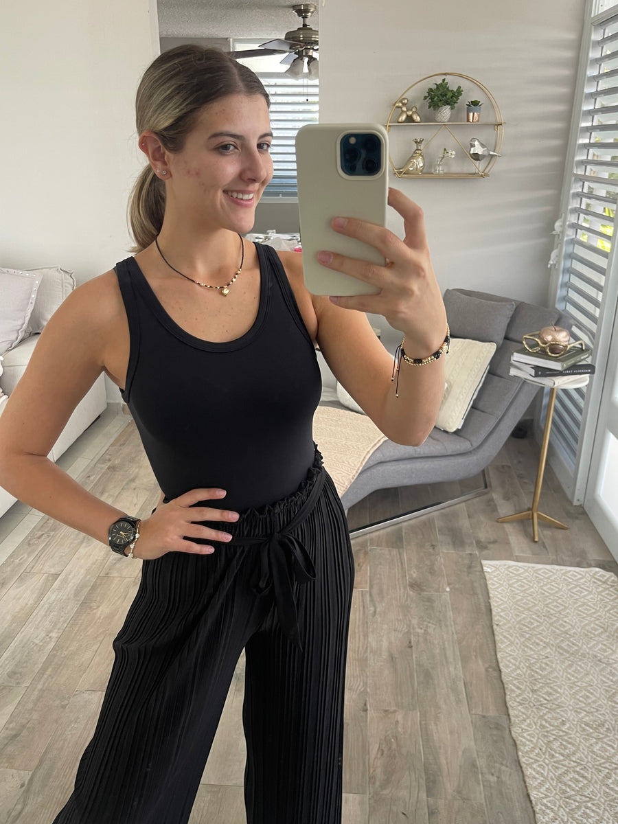 SMOOTH SCOOP TANK TOP
